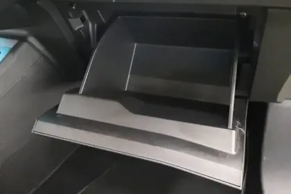 Photo 81 Renault 5 Renault  E-Tech Electrique 10 ch autonomie confort