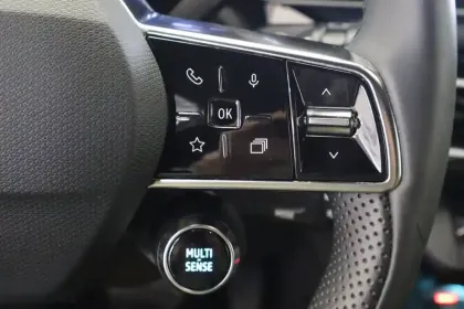 Photo 10 Renault 5 Renault  E-Tech Electrique 10 ch autonomie confort