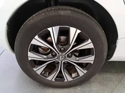 Photo 14 Renault Zoé Gén. I (B10) Ph2 NG Evolution 5