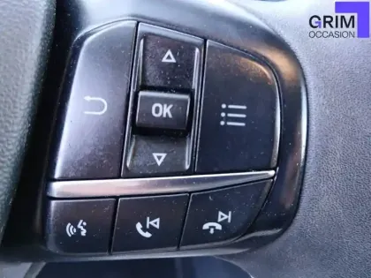 Photo 22 Ford Fiesta Gén. V Ph2 Titanium Business 5