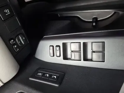 Photo 18 Toyota Rav4 Gén. IV Ph2 Evo Lounge 5