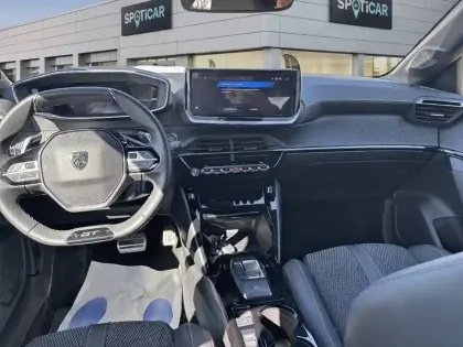 Photo 8 Peugeot 208 Gén. II Ph2 GT 5