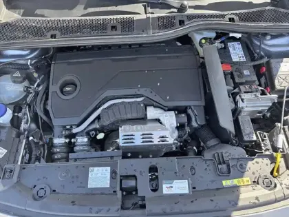 Photo 28 Peugeot 208 Gén. II Ph2 GT 5