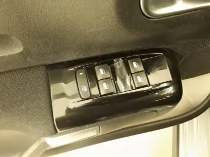 Photo 42 Citroën C3 Gén. III Ph1 Feel Business 5