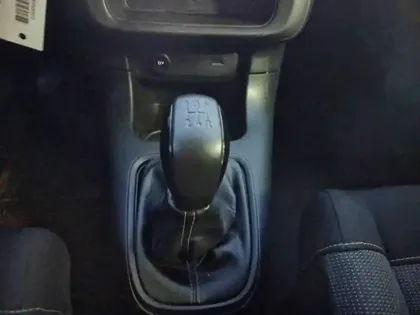 Photo 7 Citroën C3 Gén. III Ph1 Feel Business 5