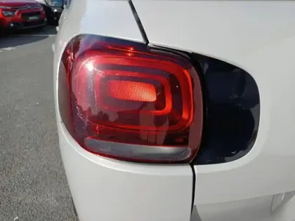 Photo 16 Citroën C3 Aircross  BlueHDi 100 S&S BVM6