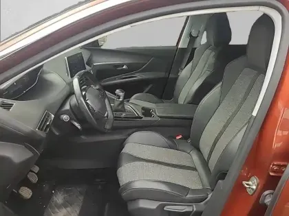 Photo 31 Peugeot 3008  BlueHDi 130ch S&S BVM6