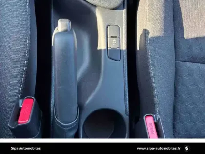 Photo 29 Toyota Yaris Gén. IV Ph1 Design 5