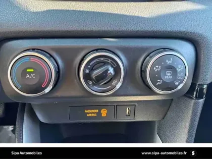 Photo 16 Toyota Yaris Gén. IV Ph1 Design 5