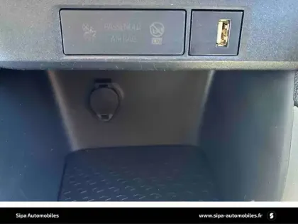 Photo 30 Toyota Yaris Gén. IV Ph1 Design 5