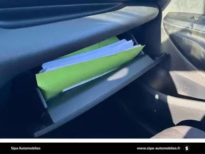 Photo 27 Toyota Yaris Gén. IV Ph1 Design 5