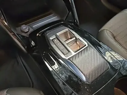 Photo 13 Peugeot 208 Gén. II Ph1 NG Allure Pack 5