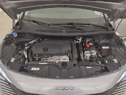 Photo 25 Peugeot 3008  Hybrid 225 e-EAT8