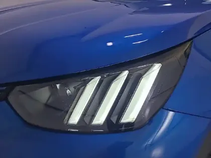 Photo 84 Peugeot 2008  Electrique 136 ch