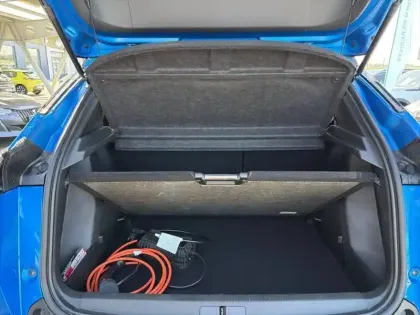 Photo 51 Peugeot 2008  Electrique 136 ch