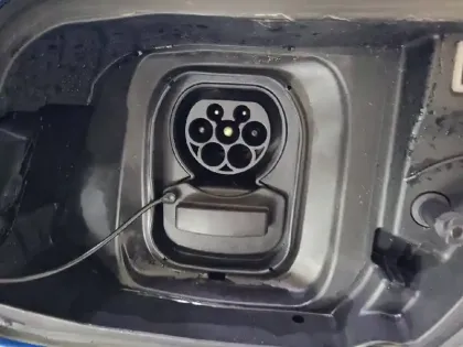 Photo 101 Peugeot 2008  Electrique 136 ch