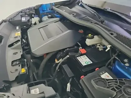 Photo 83 Peugeot 2008  Electrique 136 ch