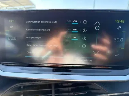 Photo 19 Peugeot 2008 Gén. II Ph1 NG GT Pack 5