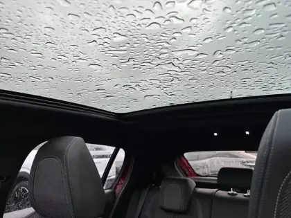 Photo 17 Peugeot 208 Gén. II Ph1 NG GT 5