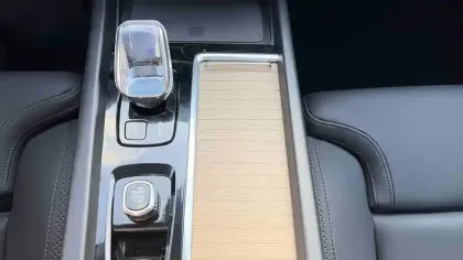 Photo 13 Volvo Xc60  T6 AWD Hybride rechargeable 253 ch+145 ch Geartronic 8