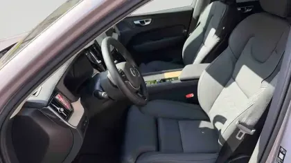 Photo 7 Volvo Xc60  T6 AWD Hybride rechargeable 253 ch+145 ch Geartronic 8