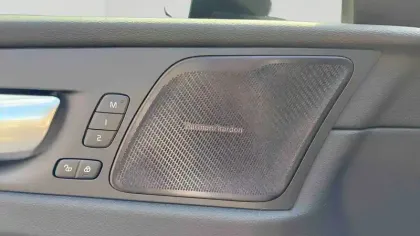 Photo 16 Volvo Xc60  T6 AWD Hybride rechargeable 253 ch+145 ch Geartronic 8