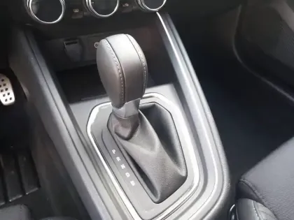 Photo 12 Renault Clio  E-Tech full hybrid 145 ch GSR2