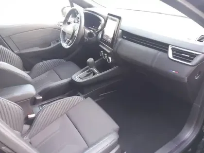 Photo 13 Renault Clio  E-Tech full hybrid 145 ch GSR2