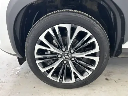 Photo 36 Toyota Yaris  Cross Hybride 116h 2WD