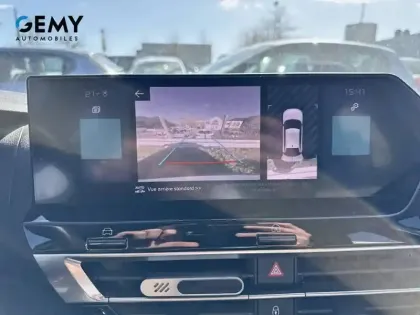 Photo 18 Citroën C4 e- 136 ch Automatique