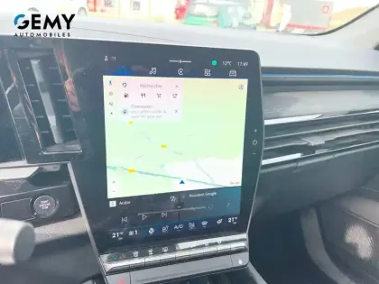 Photo 24 Renault Espace  E-Tech full hybrid 200 GSR2