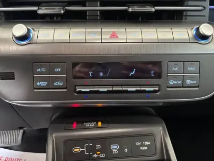 Photo 28 Hyundai Kona  Hybrid 129