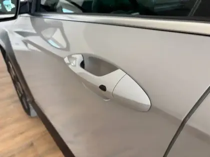 Photo 22 Hyundai Kona  Hybrid 129