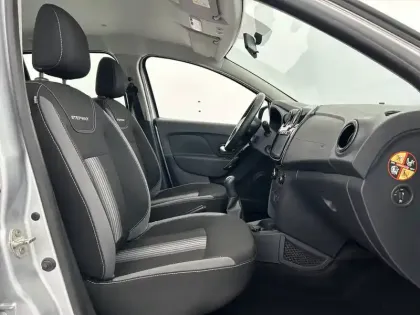 Photo 40 Dacia Sandero  TCe 90 E6C