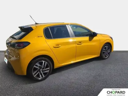 Photo 66 Peugeot 208  PureTech 100 S&S BVM6