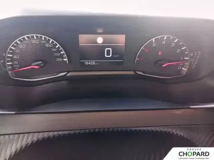 Photo 80 Peugeot 208  PureTech 100 S&S BVM6