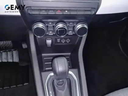 Photo 13 Renault Clio  E-Tech 140 - 21N