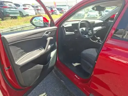 Photo 8 Mg EHS  1.5T PHEV 272 ch