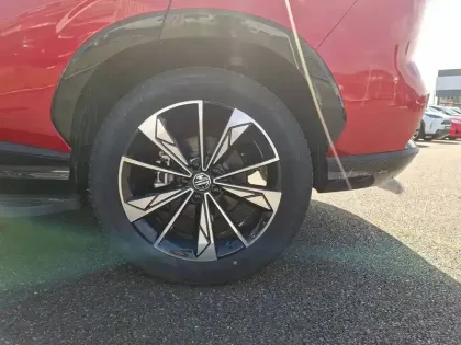 Photo 17 Mg EHS  1.5T PHEV 272 ch