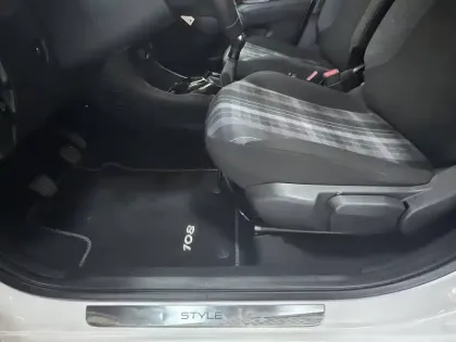 Photo 23 Peugeot 108  VTi 72ch S&S BVM5