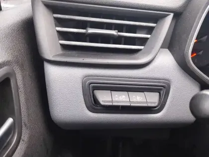 Photo 18 Renault Clio  SOCIETE BLUE DCI 85