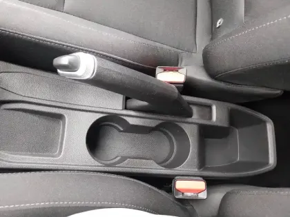 Photo 15 Renault Clio  SOCIETE BLUE DCI 85