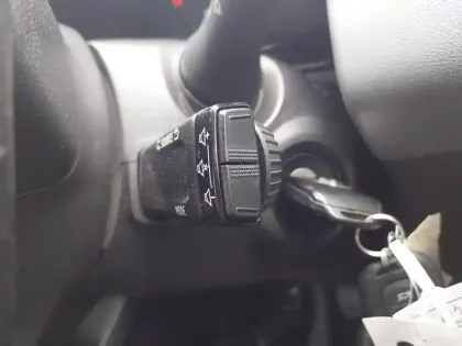 Photo 24 Renault Clio  SOCIETE BLUE DCI 85