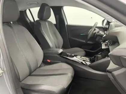 Photo 57 Peugeot 208 Gén. II Ph1 NG Allure 5