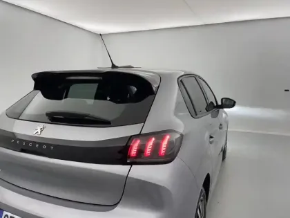 Photo 62 Peugeot 208 Gén. II Ph1 NG Allure 5