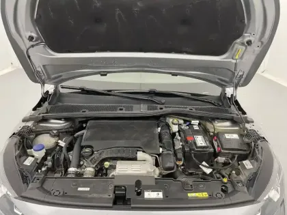 Photo 20 Peugeot 208  PureTech 100 S&S EAT8