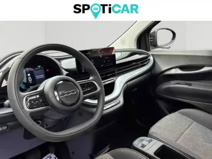 Photo 43 Fiat 500  e 95 ch