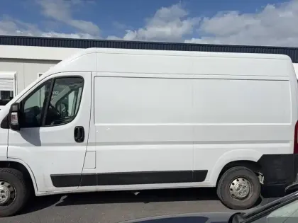Photo 23 Peugeot Boxer  TOLE 330 L2H2 BLUEHDI 120 S&S