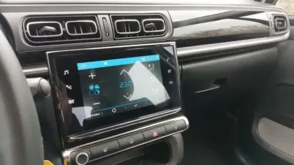 Photo 35 Citroën C3  BlueHDi 100 S&S BVM6