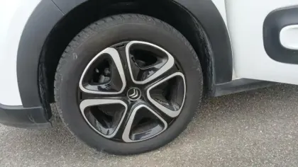 Photo 12 Citroën C3 Gén. III Ph2 Shine Business 5